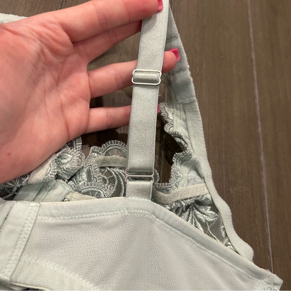 Soma Sensuous Lace Bra - Picture 10 of 10